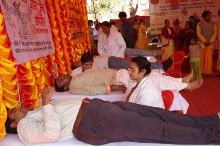 Blood Donation Camp By Gayatri Parwar